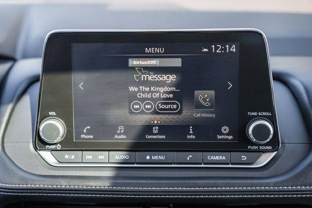 Certified 2022 Nissan Rogue SV w/ SV Premium Package image 21