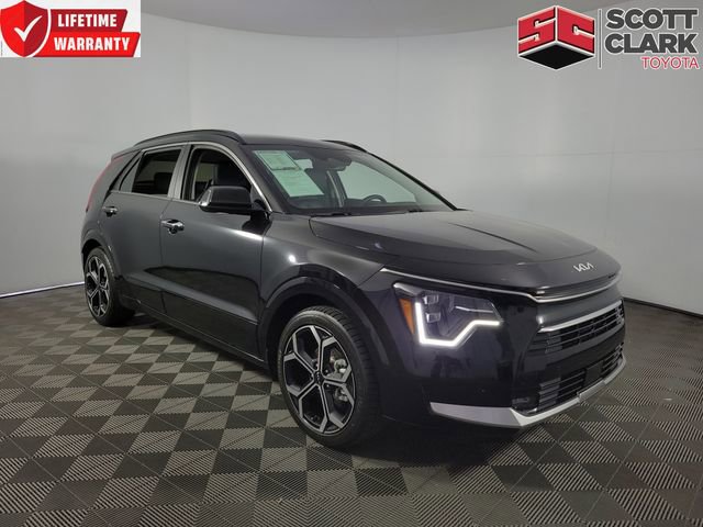 Used 2023 Kia Niro SX Touring