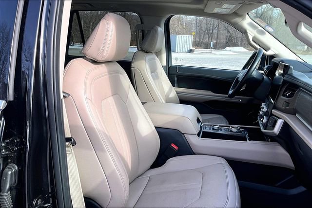 Used 2024 Ford Expedition Max Limited image 7