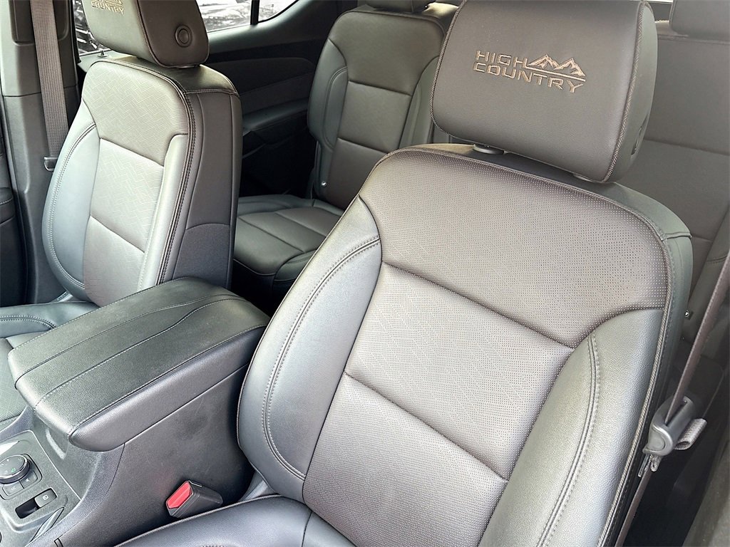 Used 2023 Chevrolet Traverse High Country image 22