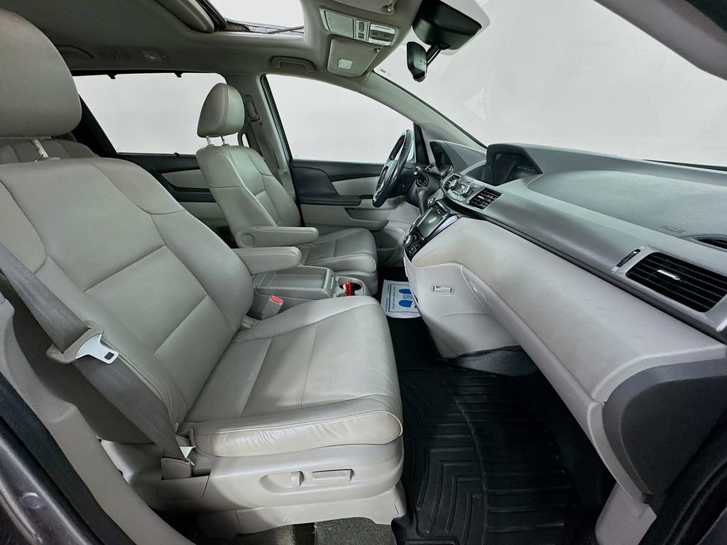 Used 2016 Honda Odyssey EX-L image 37