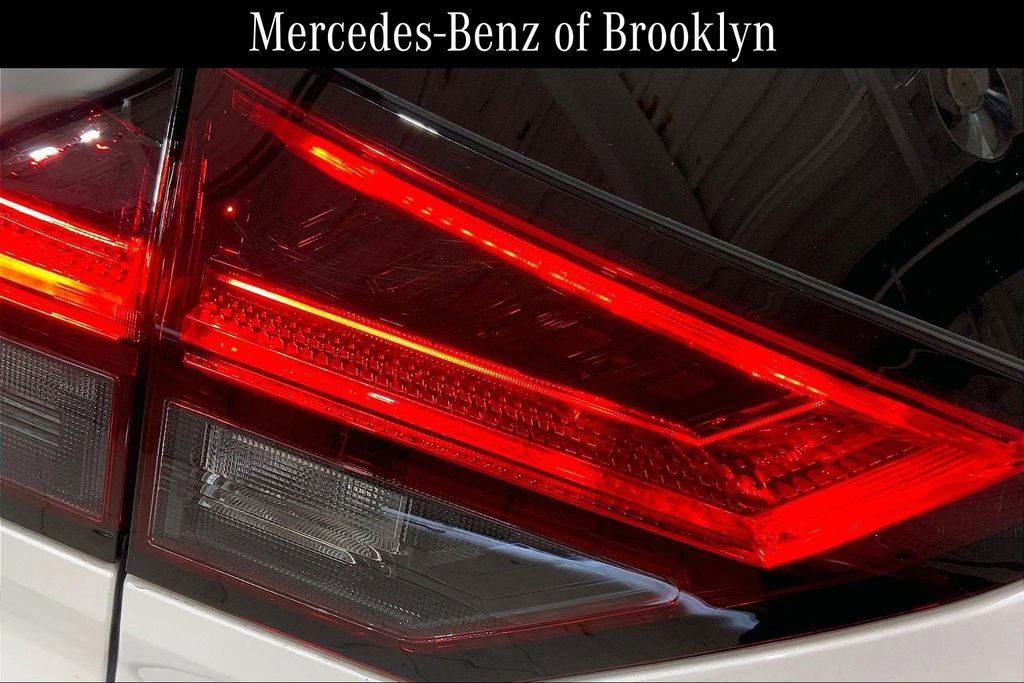 Used 2024 Nissan Rogue S image 27