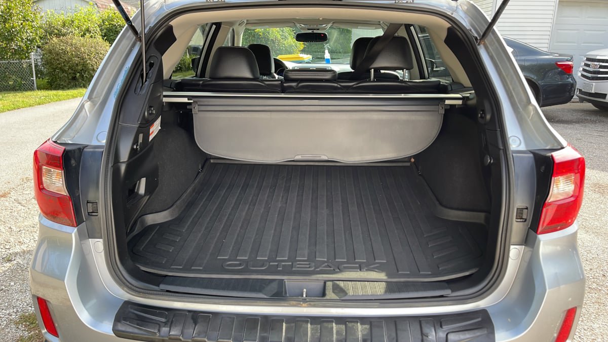 Used 2015 Subaru Outback 2.5i Limited AWD/4WD image 16
