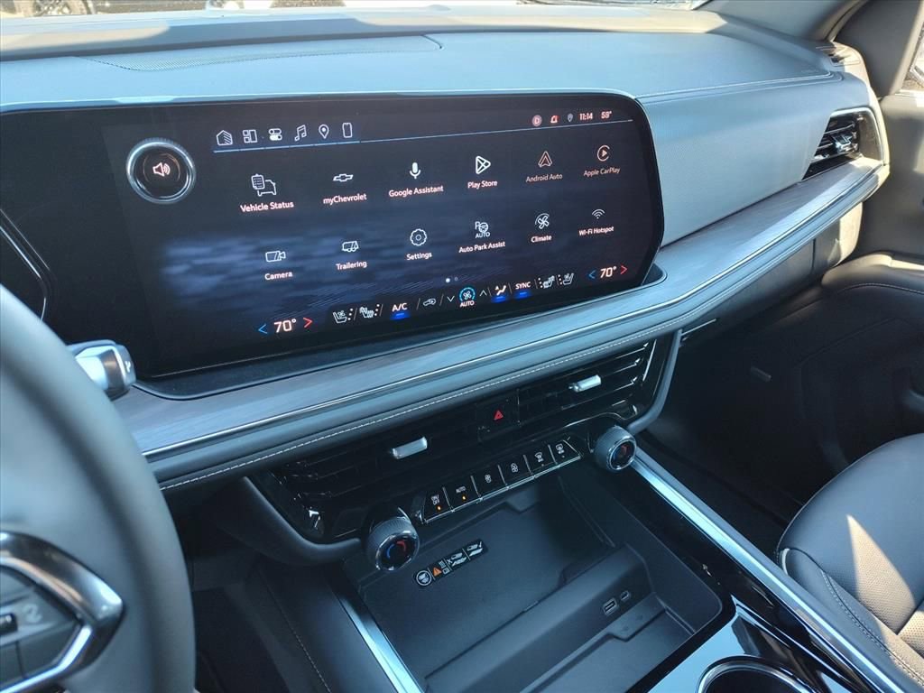 New 2026 Chevrolet Suburban Premier image 11