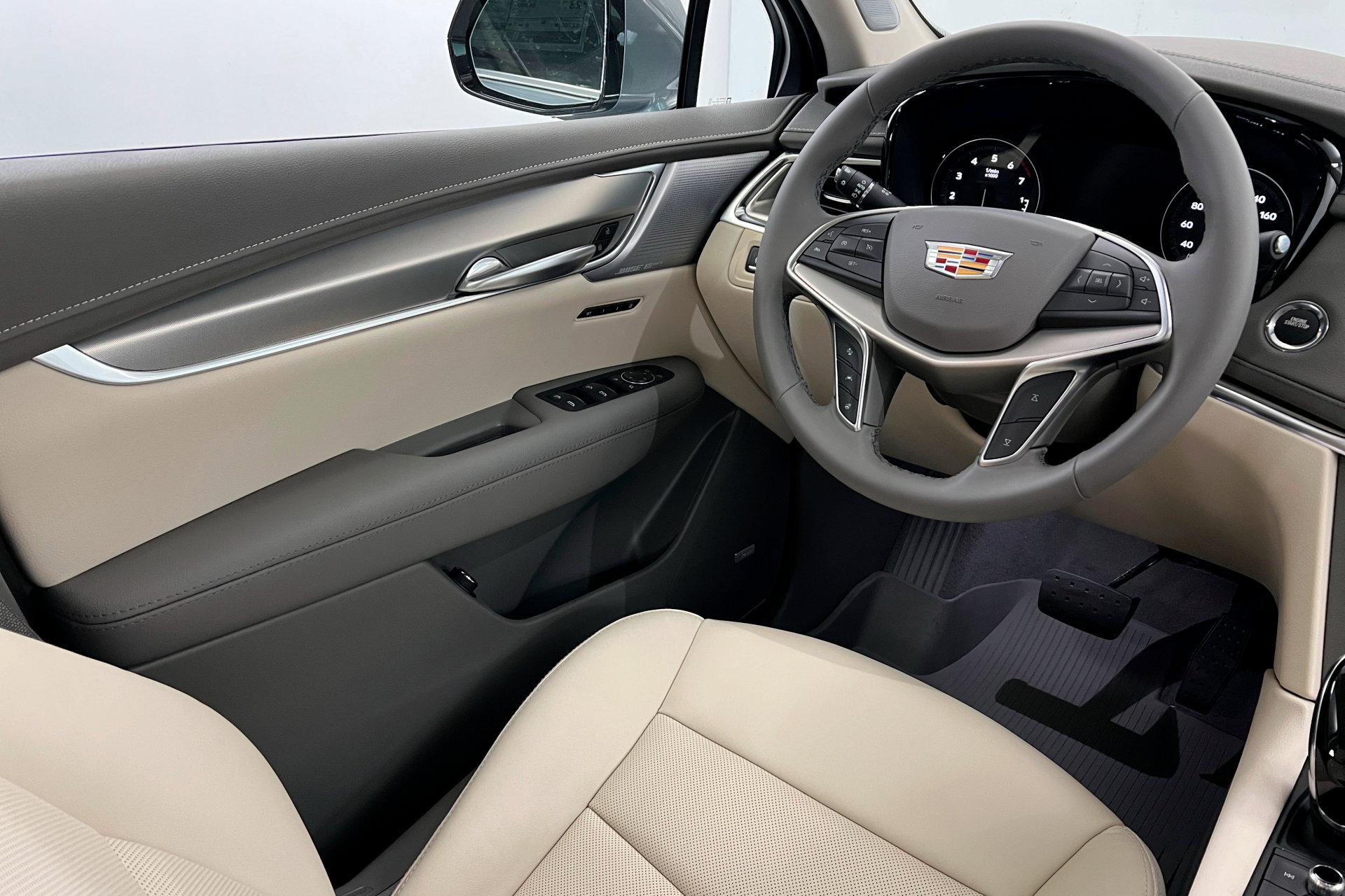 New 2026 Cadillac XT5 Premium Luxury w/ Driver Assist Package image 12