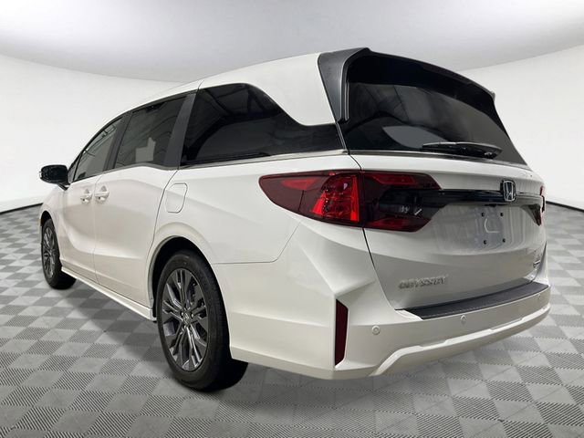 New 2026 Honda Odyssey Touring image 4