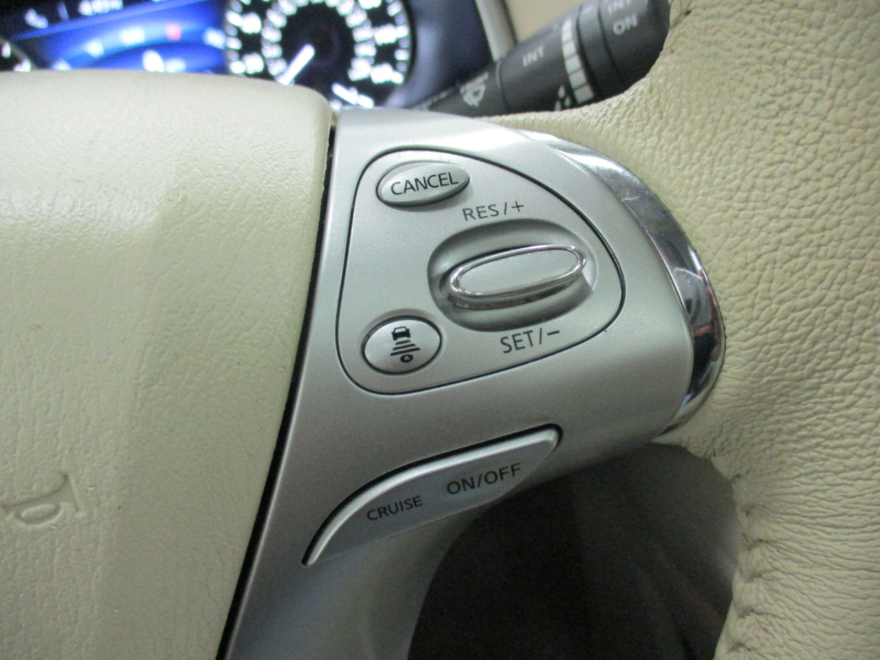 Used 2015 Nissan Murano Platinum w/ Platinum Technology Package image 26