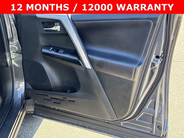 Used 2018 Toyota RAV4 Limited image 8