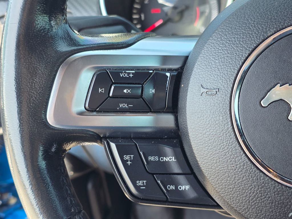 Used 2019 Ford Mustang Coupe RWD image 18