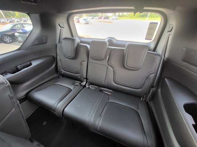 New 2025 Nissan Armada PRO-4X w/ Pro-4X Premium Package image 17