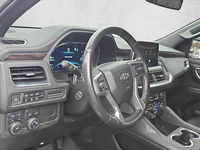 Used 2022 Chevrolet Suburban Z71 w/ Luxury Package image 9