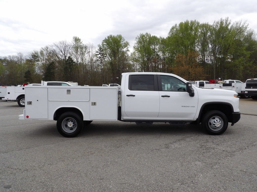 Used 2024 Chevrolet Silverado 3500 W/T w/ WT Convenience Package AWD/4WD image 9