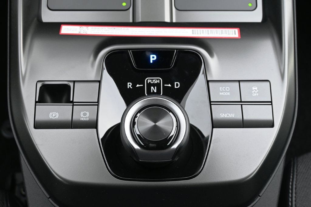 New 2026 Toyota C-HR AWD/4WD image 25