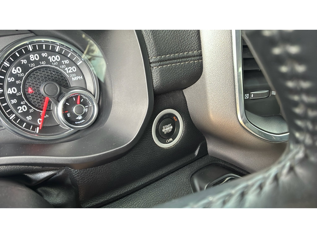 Used 2022 RAM 1500 Laramie w/ Sport Appearance Package AWD/4WD image 20