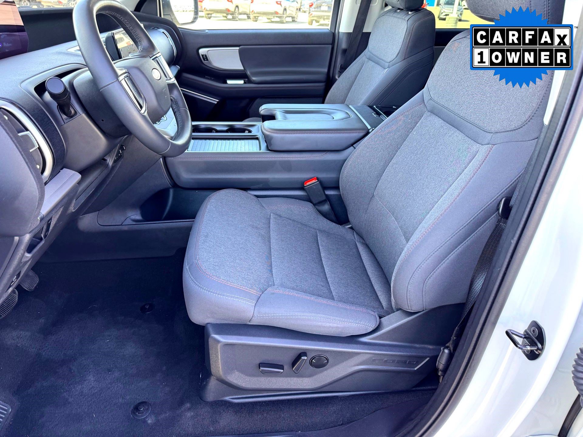 Used 2025 Ford Expedition Max Active image 12