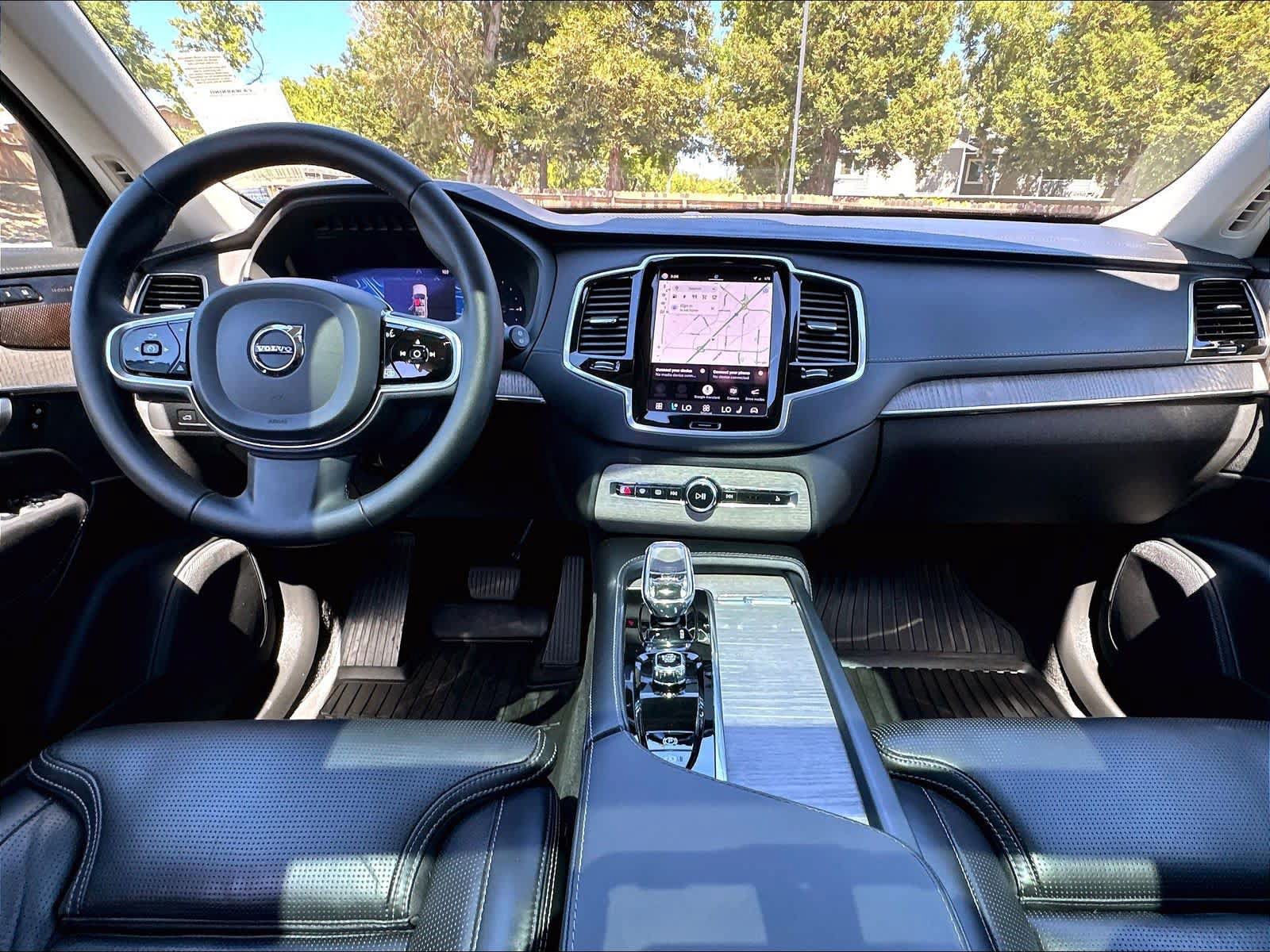 Used 2023 Volvo XC90 T8 Ultimate w/ Protection Package Premier AWD/4WD image 18