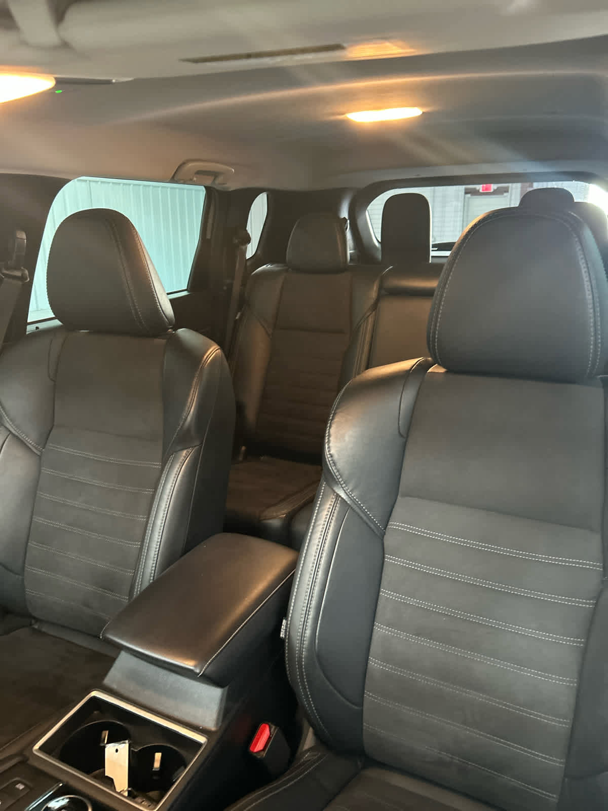 Used 2023 Mitsubishi Outlander SE image 29