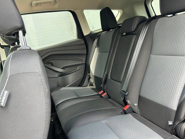 Used 2018 Ford Escape SE w/ SE Sync 3 Package AWD/4WD image 9