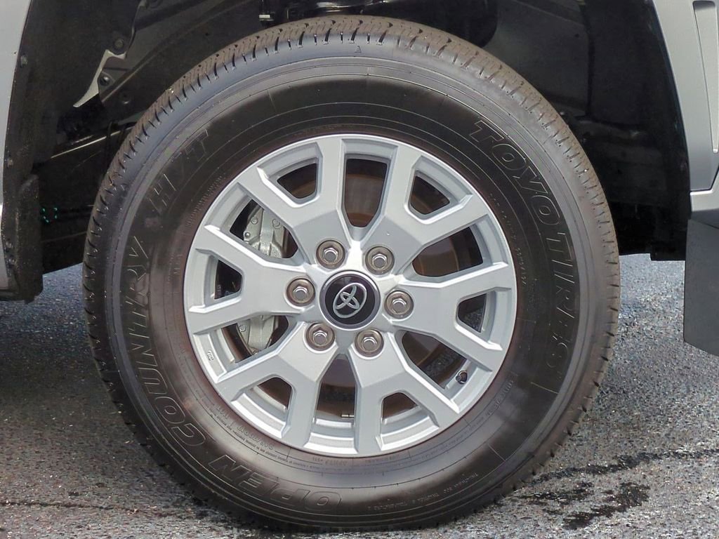 Used 2025 Toyota Tacoma SR5 image 11