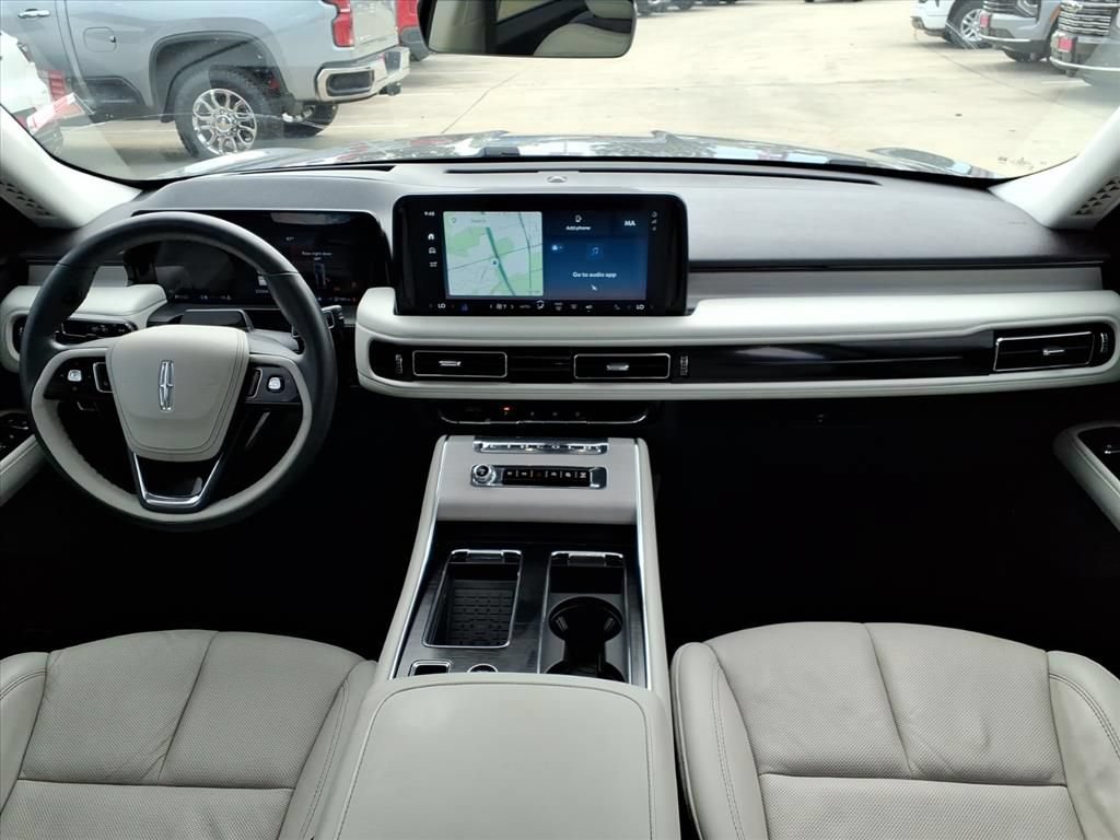 Used 2025 Lincoln Aviator Reserve w/ Illumination Package RWD image 14