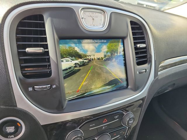 Used 2019 Chrysler 300 Limited image 19