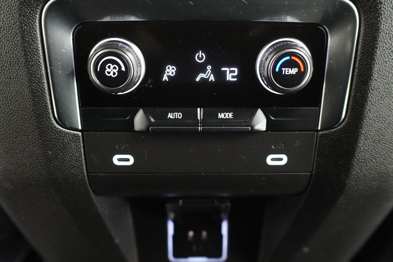 Used 2023 Chevrolet Tahoe LS RWD image 23