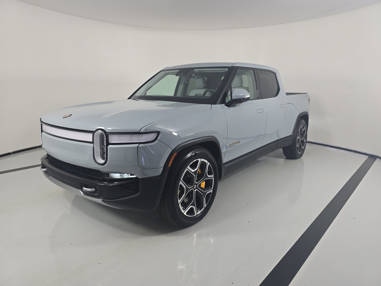 Used 2023 Rivian R1T Adventure
