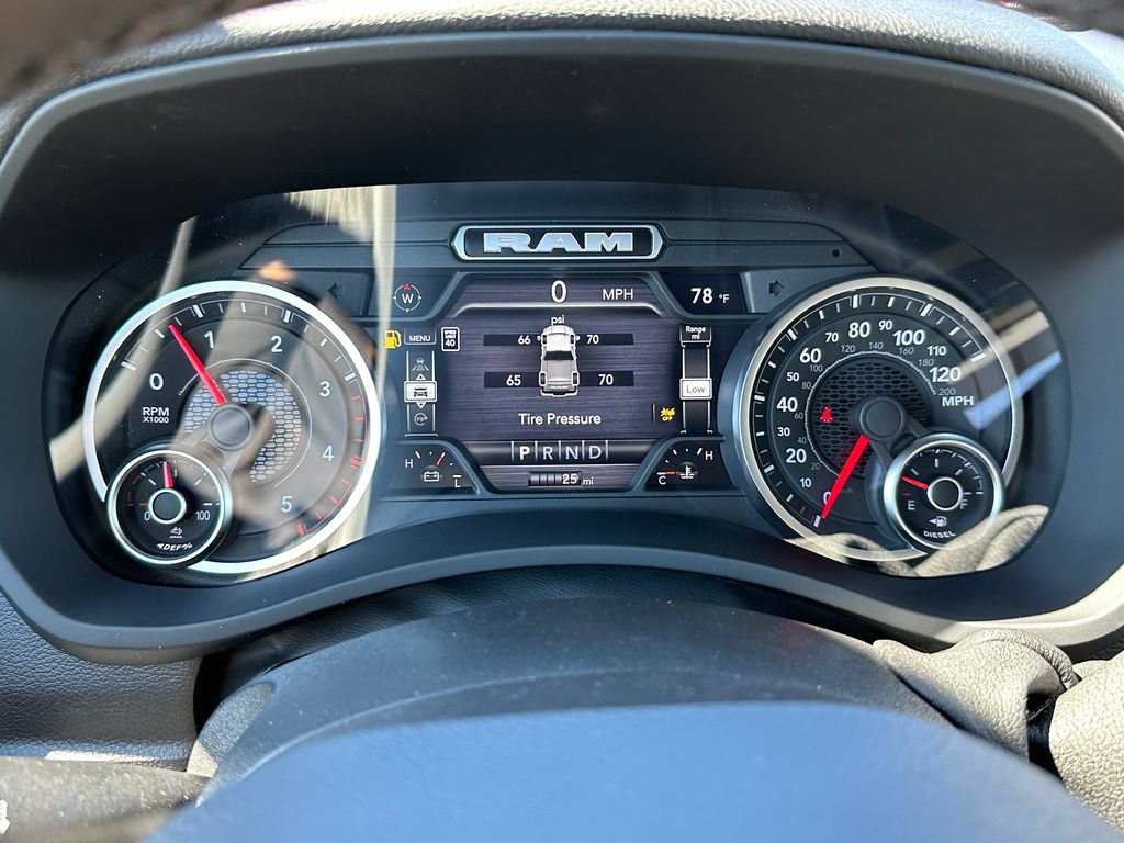 New 2026 RAM 2500 Big Horn AWD/4WD image 21