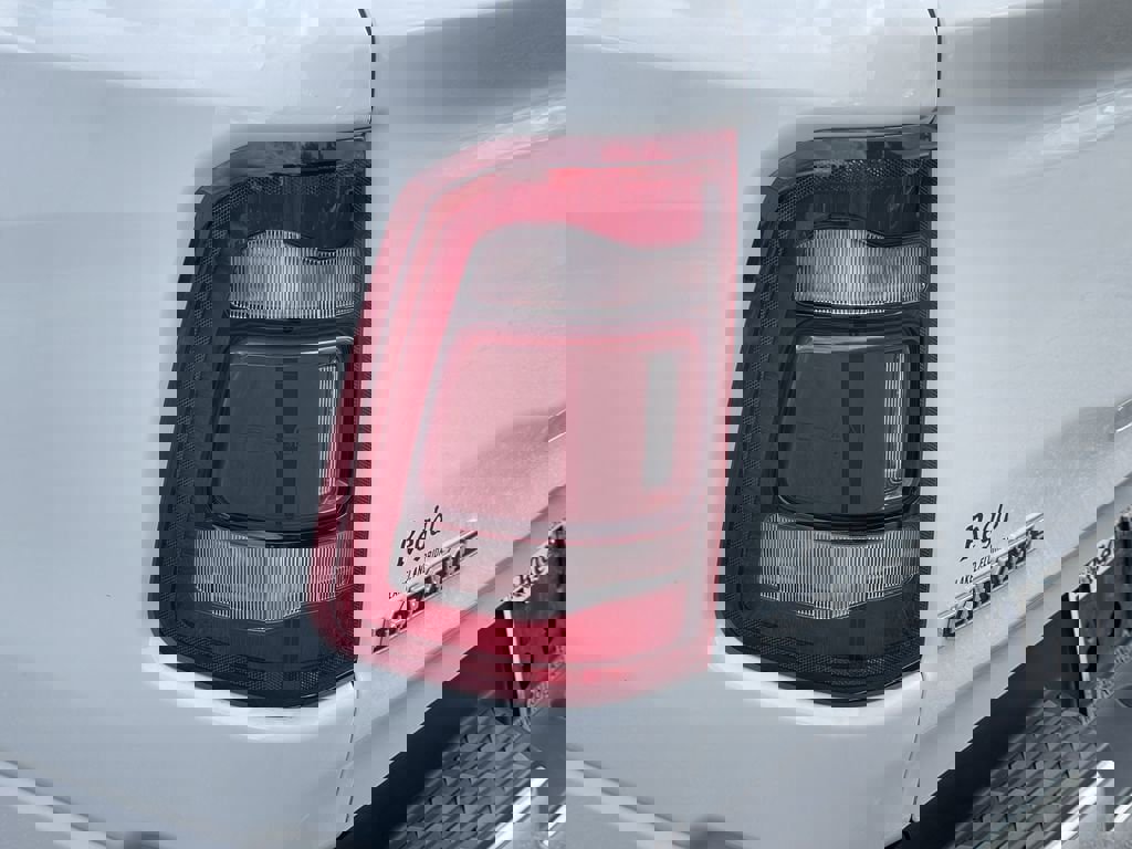 Used 2024 RAM 1500 Laramie image 9