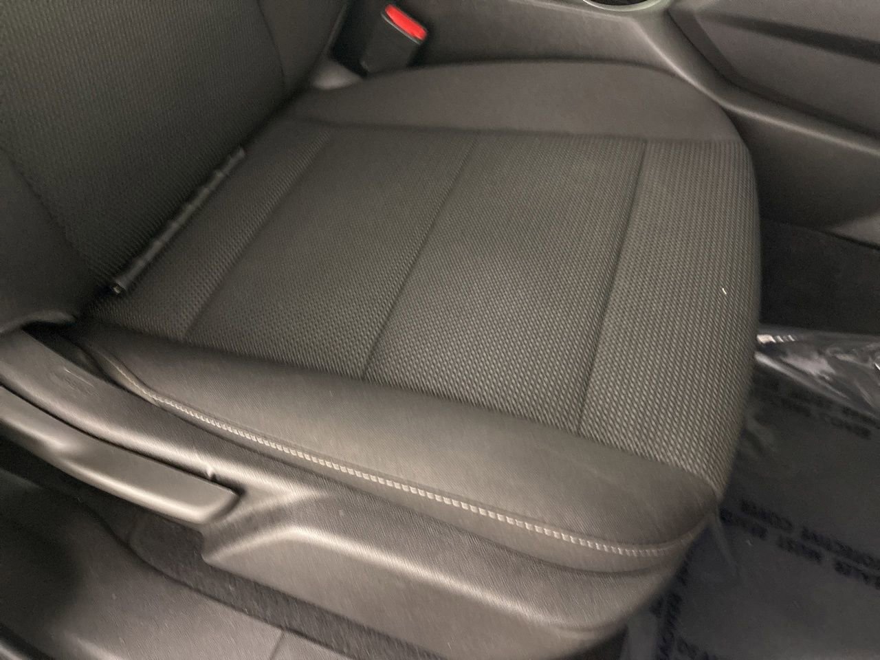 Used 2025 GMC Canyon Elevation image 27