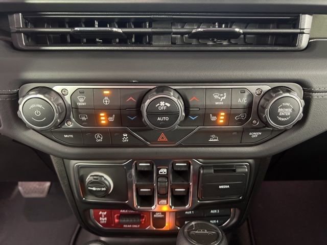 New 2026 Jeep Gladiator Mojave image 22