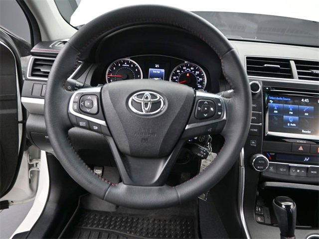 Used 2017 Toyota Camry XSE image 8