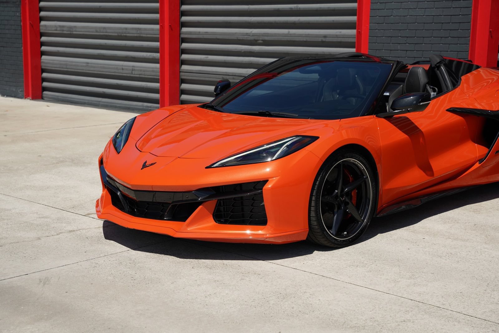 Used 2025 Chevrolet Corvette E-Ray w/ Stealth Interior Trim Package AWD/4WD image 7