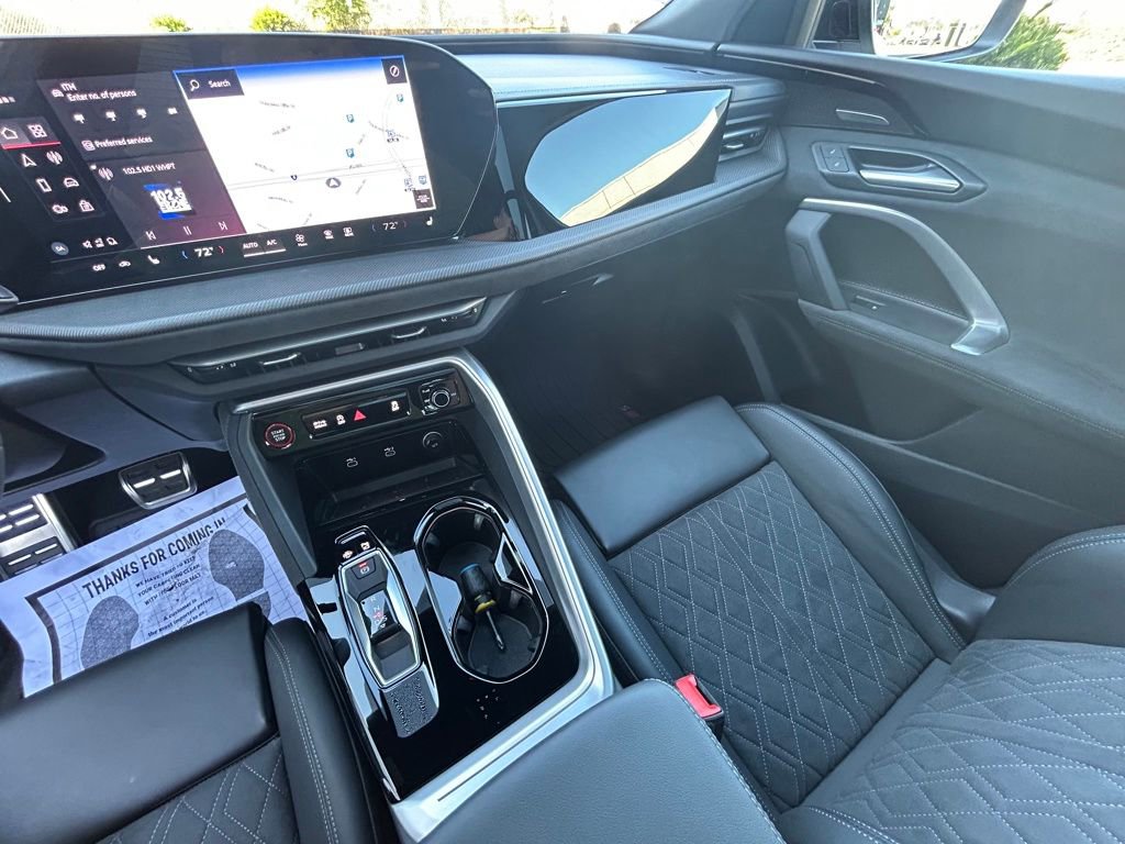 Used 2025 Audi SQ5 Premium Plus w/ Premium Plus Package image 14