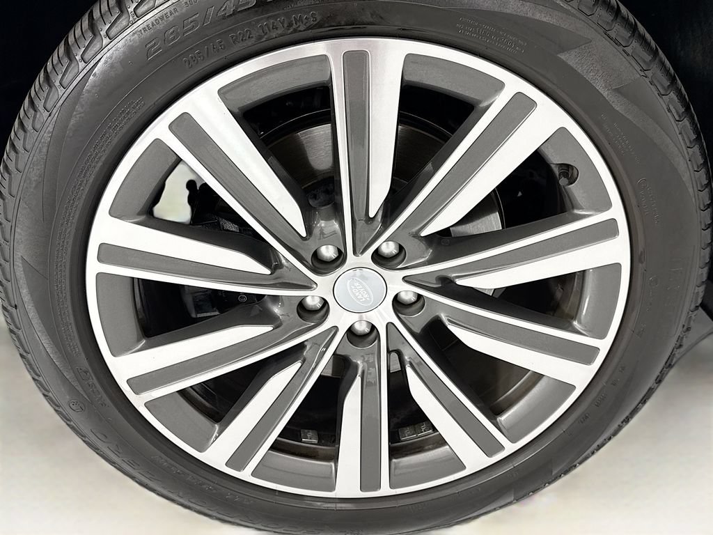 Certified 2023 Land Rover Range Rover Autobiography AWD/4WD image 32