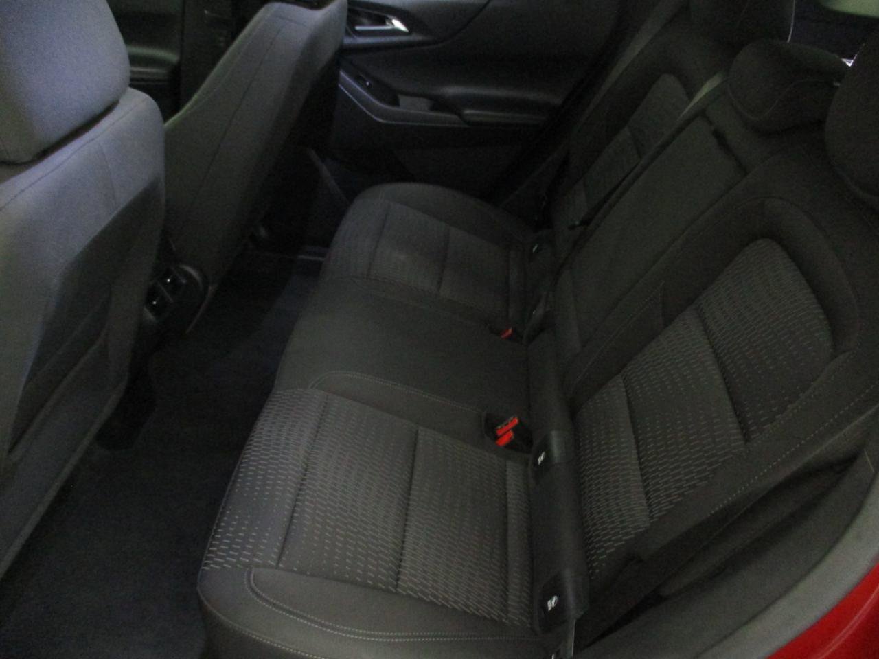 Used 2025 Chevrolet Equinox LT w/ Midnight Edition image 10