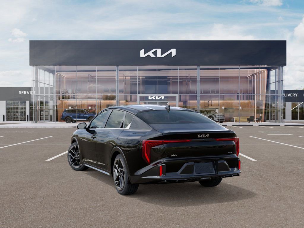 New 2025 Kia K4 GT-Line w/ GT-Line Sunroof Package FWD image 4