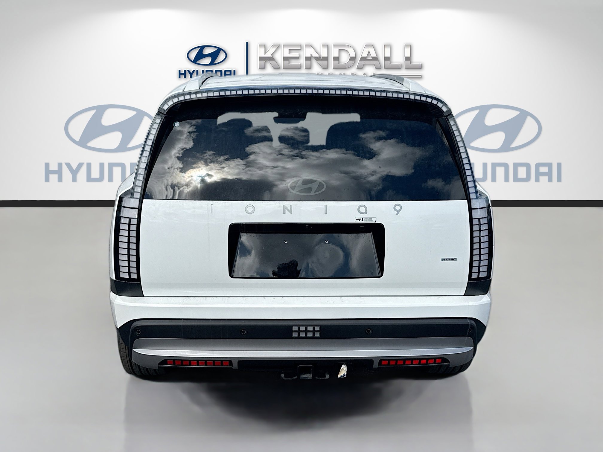 New 2026 Hyundai Ioniq 9 SE image 5