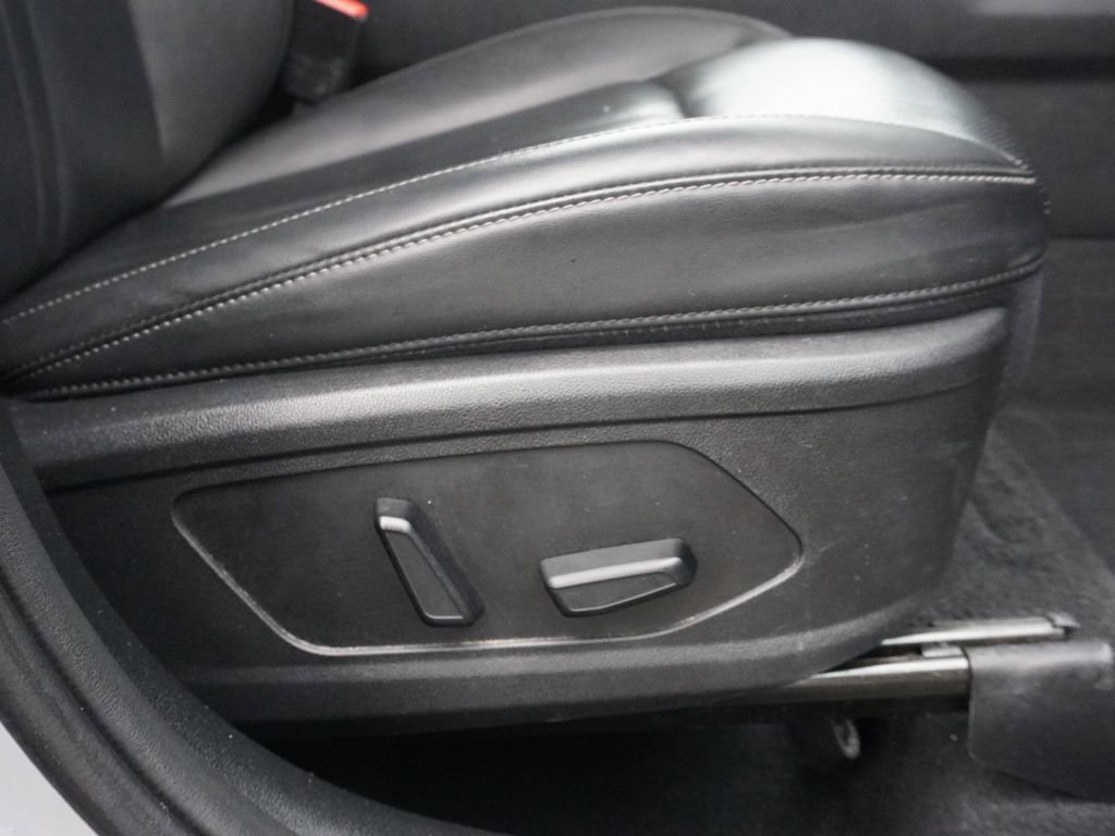 Used 2023 Kia Sorento EX image 32