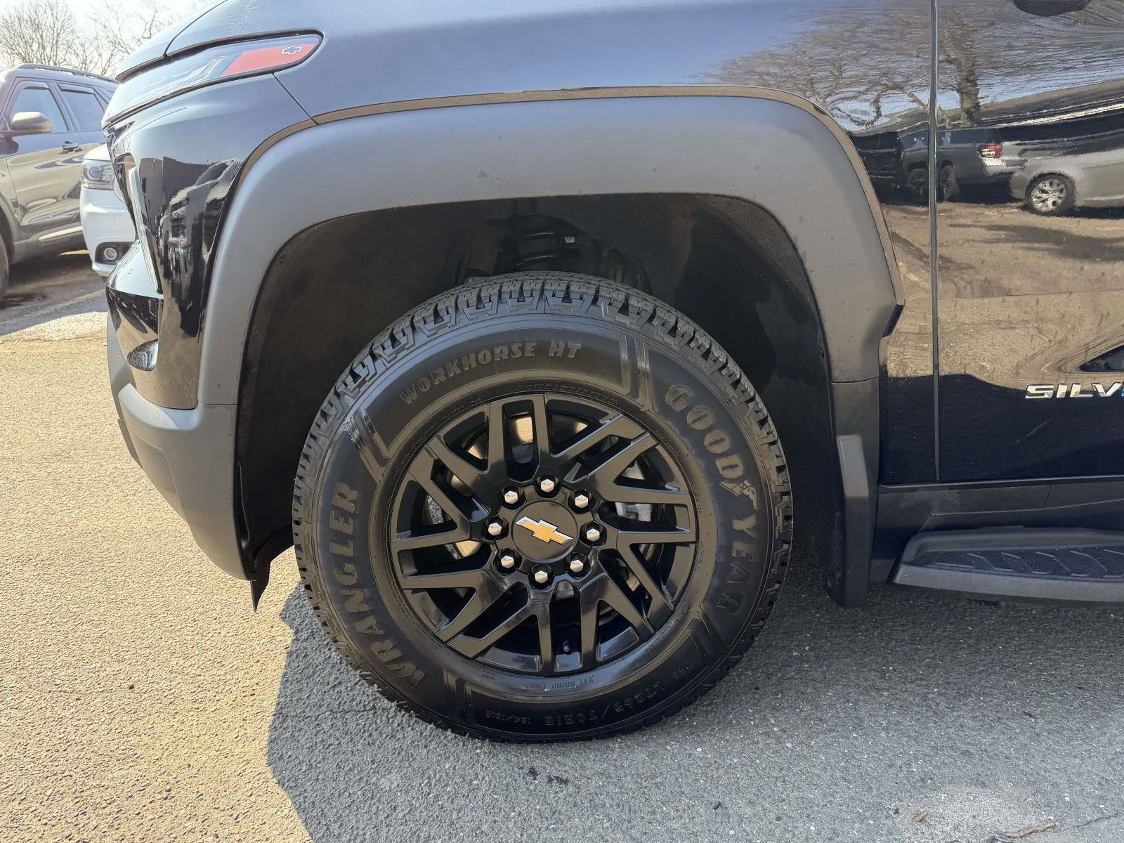 Used 2024 Chevrolet Silverado EV W/T image 8