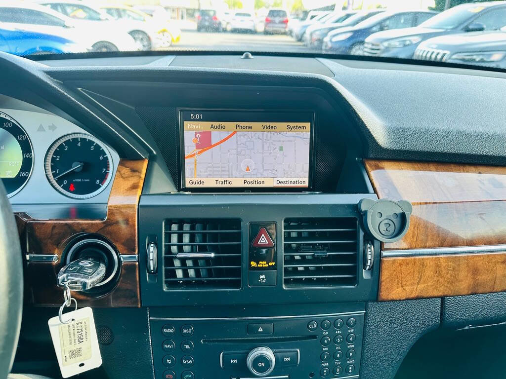 Used 2012 Mercedes-Benz GLK 350 4MATIC image 13
