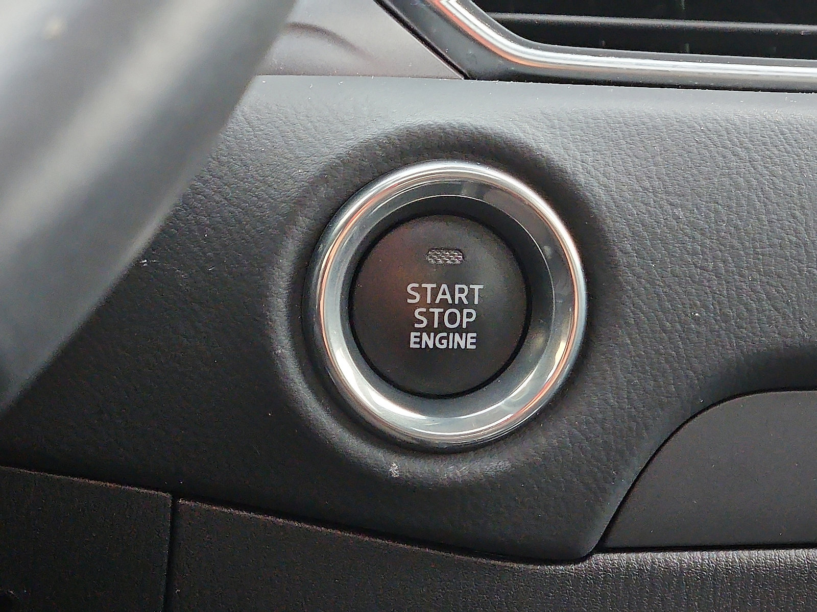 Certified 2025 MAZDA CX-5 AWD 2.5 S w/ Preferred Package image 23