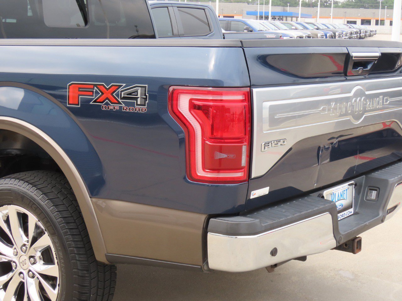 Used 2015 Ford F150 King Ranch w/ Equipment Group 601A Luxury AWD/4WD image 14