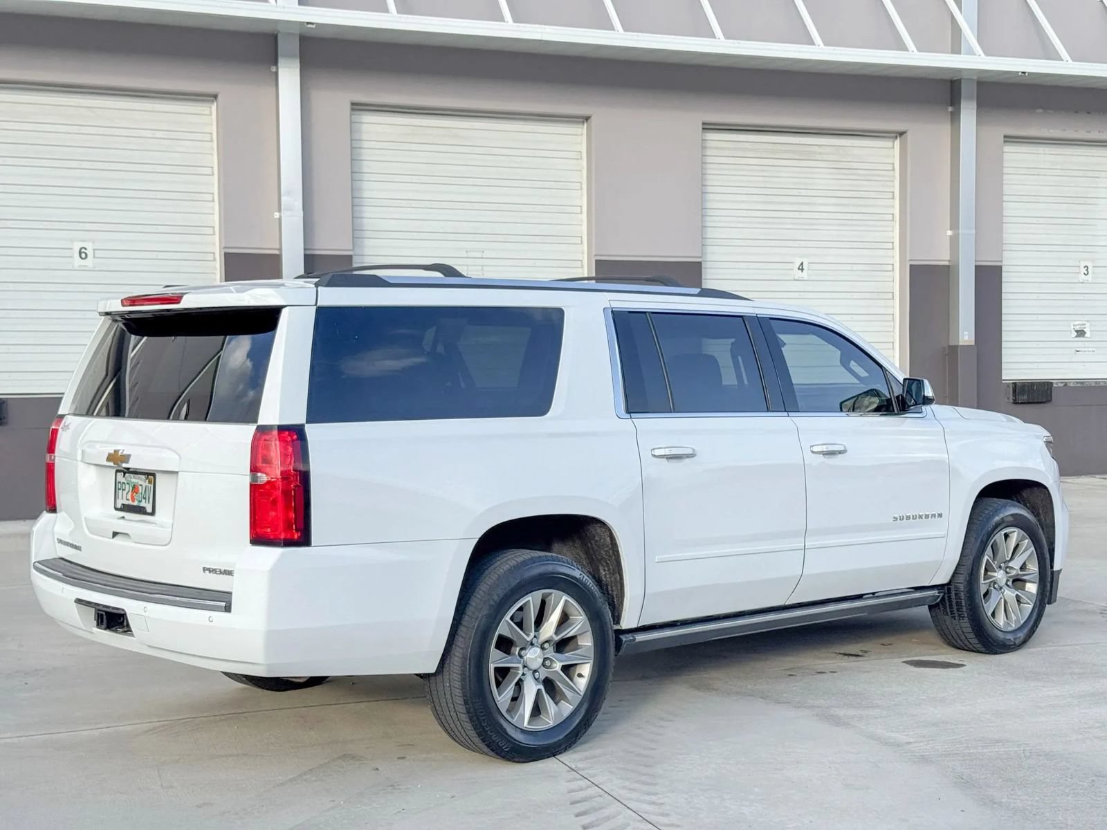 Used 2020 Chevrolet Suburban Premier w/ Max Trailering Package AWD/4WD image 3