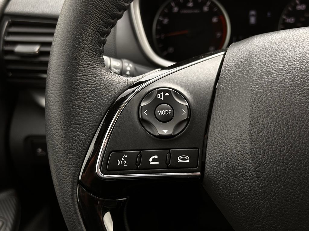 Used 2026 Mitsubishi Eclipse Cross SE image 13