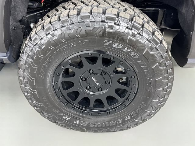 New 2026 Toyota 4Runner TRD Off-Road AWD/4WD image 30