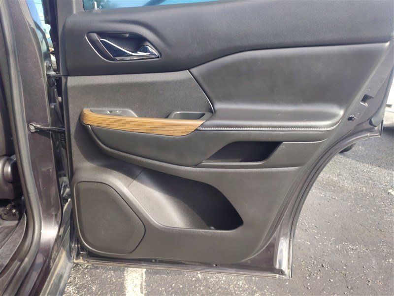 Used 2018 GMC Acadia SLE w/ Driver Alert Package I image 38