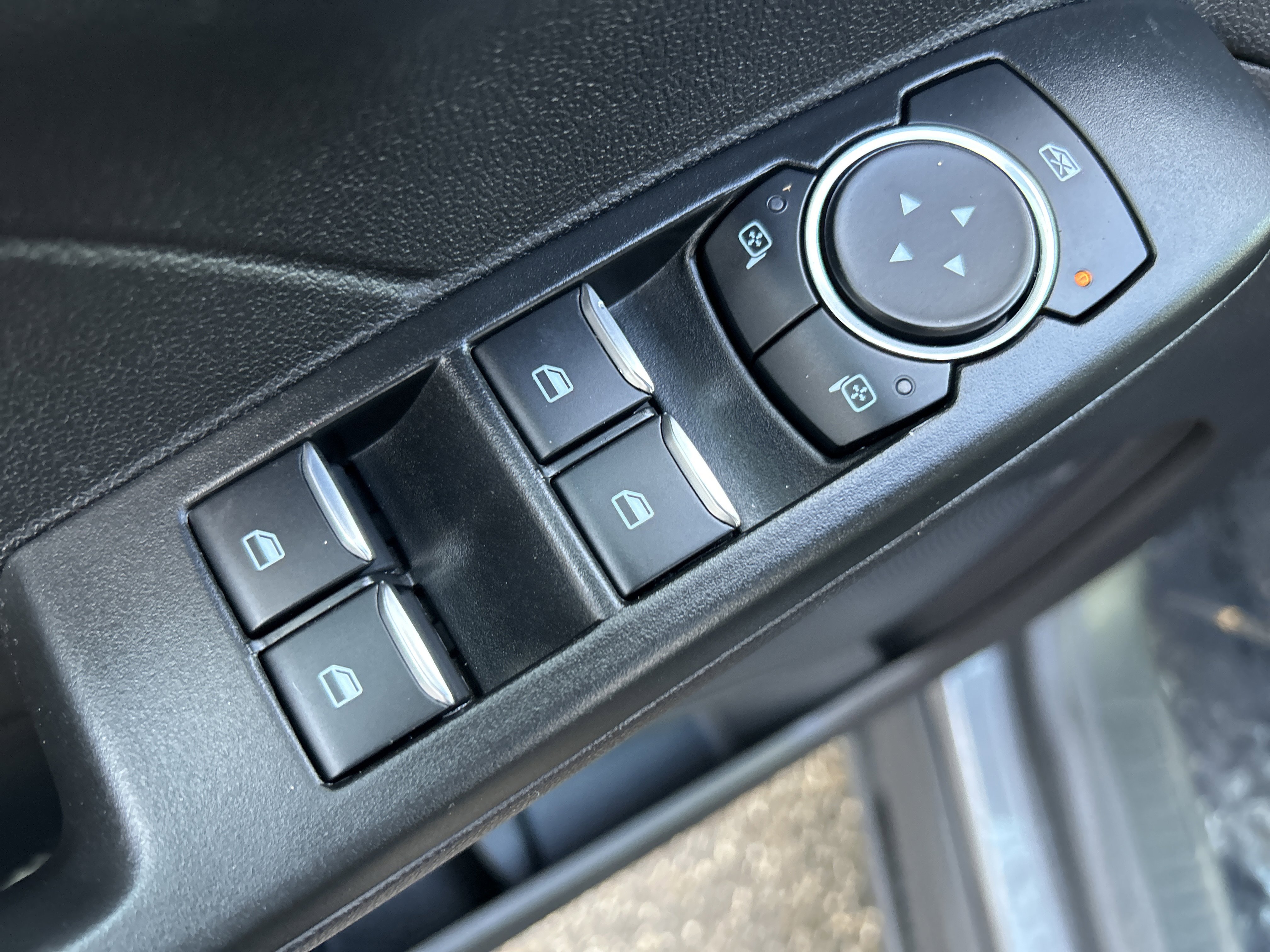 Used 2022 Ford Escape SE w/ Convenience Package image 20