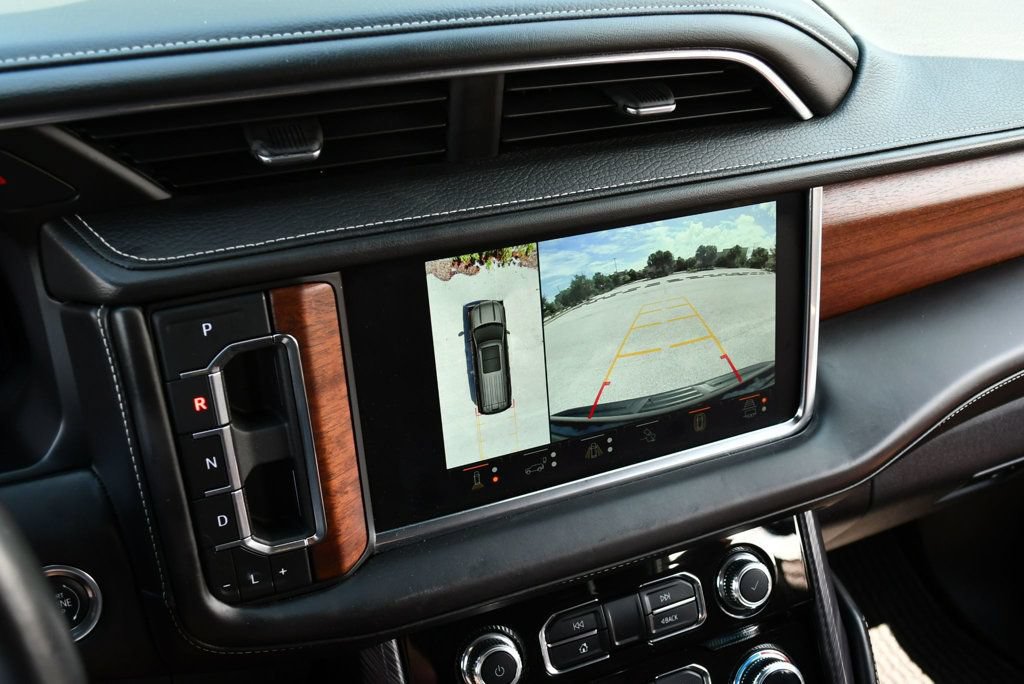 Used 2023 GMC Yukon Denali Ultimate AWD/4WD image 54