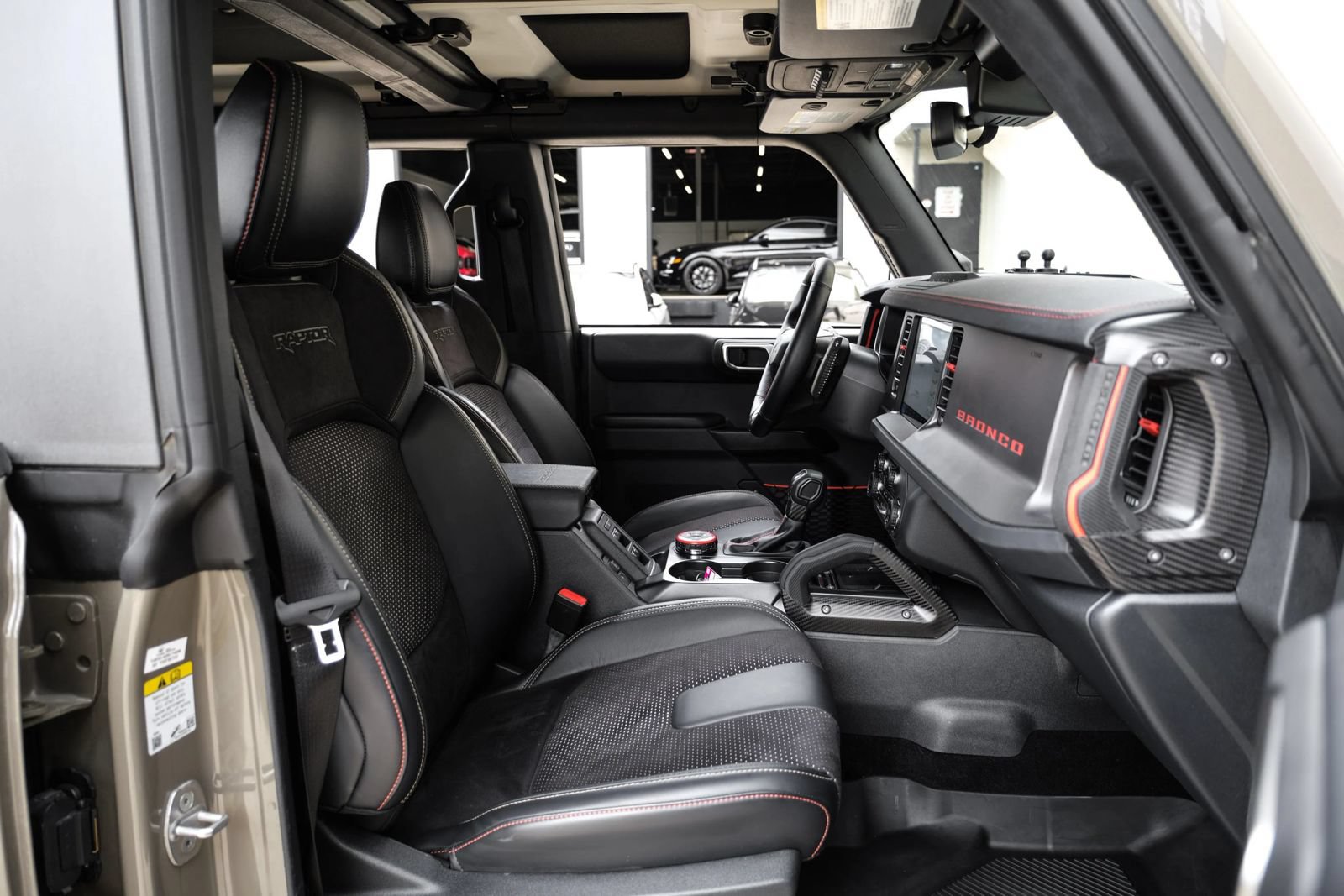 Used 2025 Ford Bronco Raptor w/ Interior Carbon Fiber Pack AWD/4WD image 36